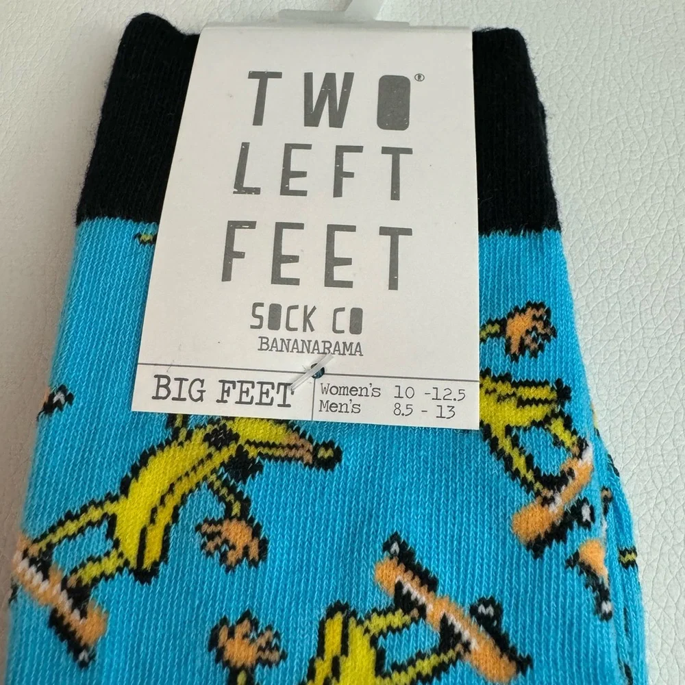 NWT Two Left Feet bananarama 🍌 socks